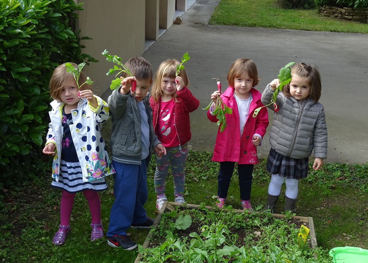 nos_petits_jardiniers.jpg